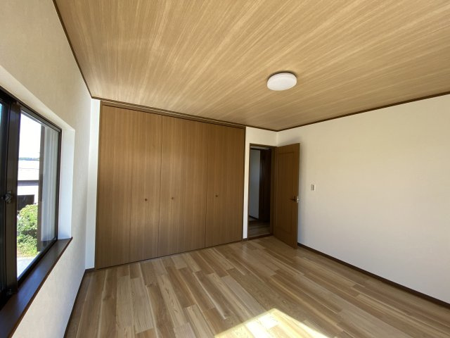 大網白里市みずほ台1丁目中古戸建ての洋室