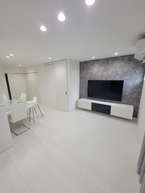 桃山南大島町の居間・リビング