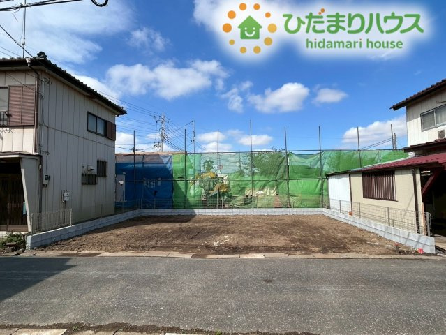 鴻巣市天神4丁目　新築戸建　ハートフルAの駐車場