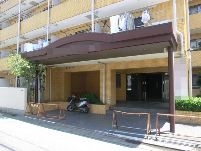 柴又ＳＴマンションのエントランス|エントランススペース。