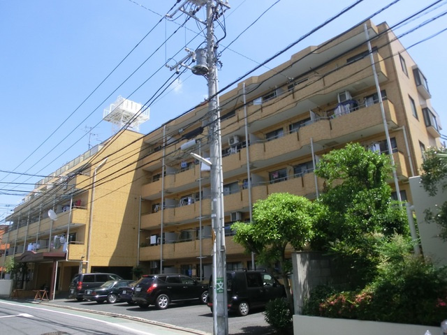 柴又ＳＴマンションの外観|鉄筋コンクリート造のしっかりしたマンションです。