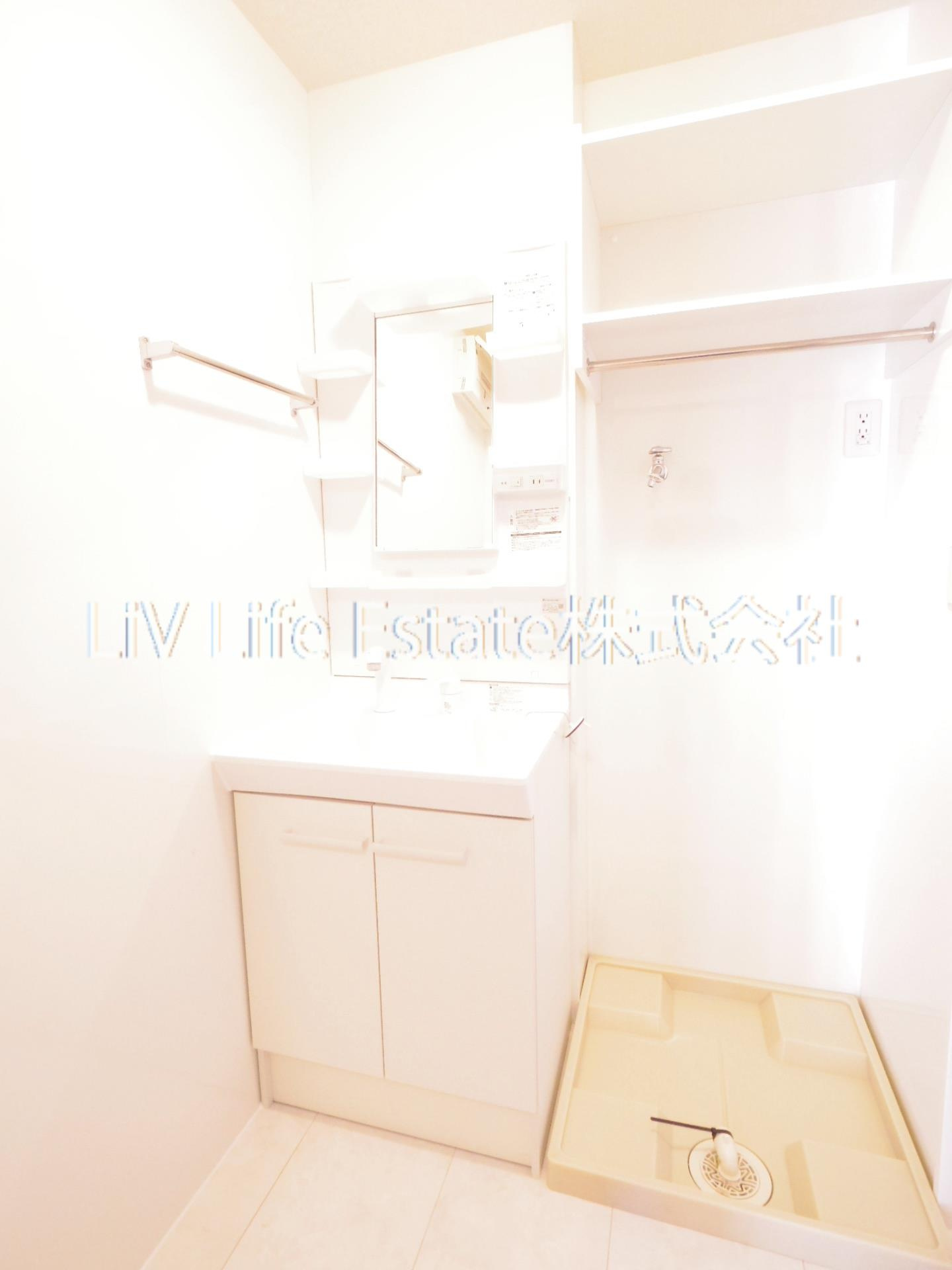 小平市回田町のアパートの洗面所