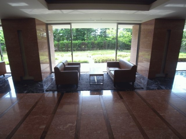 【ロビー】ザ・ミレナリータワーズ 