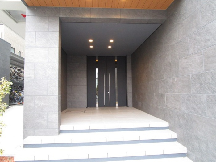 イーストサイドレジデンスのエントランス