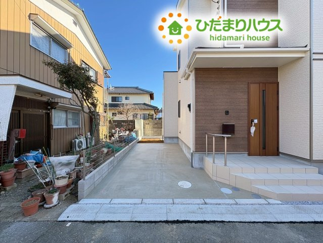 鴻巣市天神4丁目　新築戸建　ハートフルBの駐車場