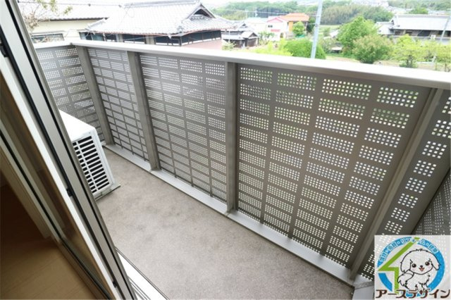 モンボヌールのバルコニー|パース写真