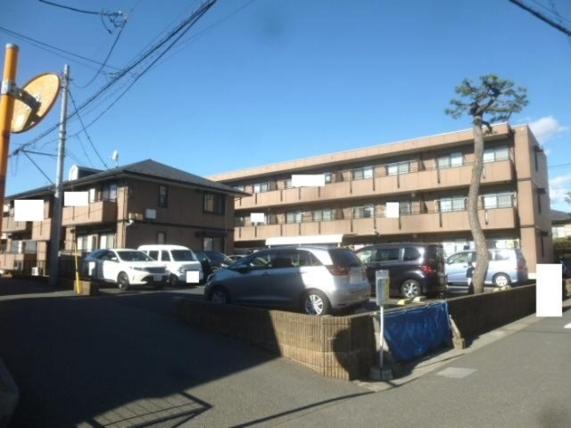 グリーンハイツ本八幡　弐番館の外観