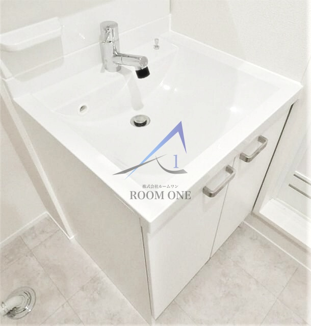 メゾン・シャルマンの独立洗面台