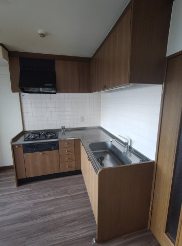 ローレル三宮のキッチン