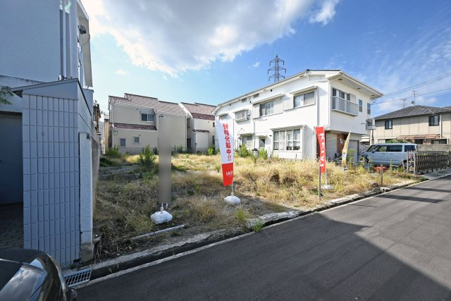 テラシエ塚口町6丁目新築一戸建て│4LDK+並列駐車2台可(車種制限有)