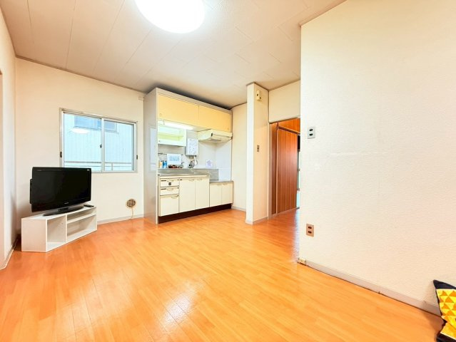 エクリート朝霧の居間・リビング