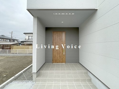 【玄関】 | 【仲介手数料０円】寒川町小谷3丁目　新築一戸建て　B号棟　全2区画 | 【仲介手数料０円】寒川町小谷3丁目　新築一戸建て