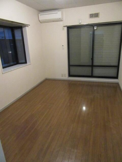 同じ間取りの別部屋写真です