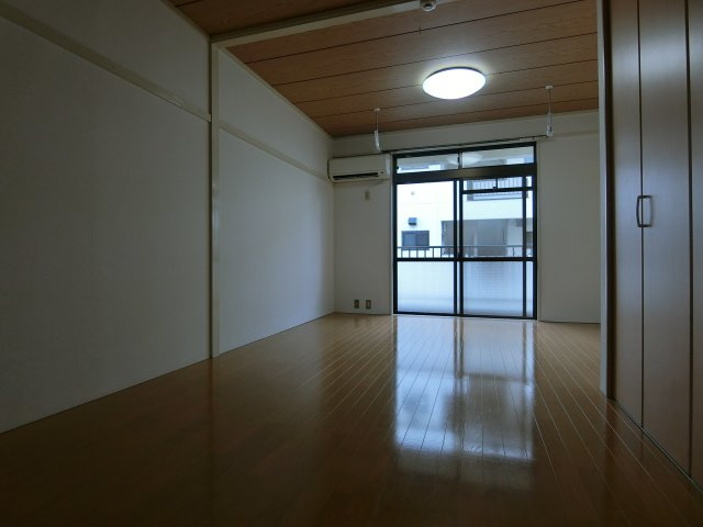 ウィローレヂデンスBの寝室