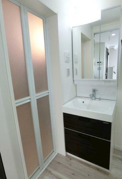 ハーミットクラブハウス高井戸の独立洗面台