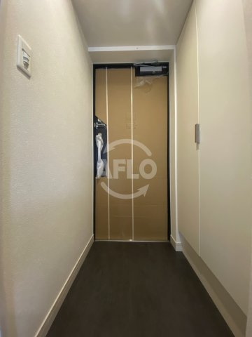 プレサンスDOMECITYコレーレの玄関|プレサンスDOMECITYコレーレ　玄関