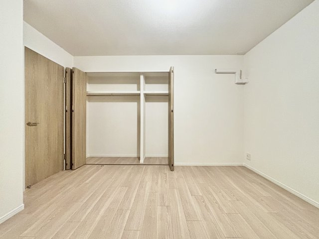 アイビーハイツ甲子園の洋室|スタンダードな洋室です