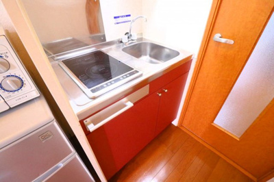 【キッチン】 | レオパレスラフレシール | お掃除らくらくのラジエントヒーターコンロ