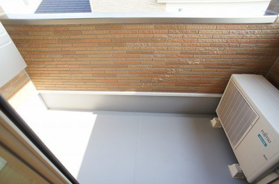 【バルコニー】 | ルミエールＡ