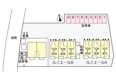 【駐車場】 | ルミエールＡ