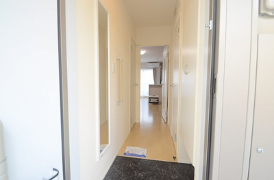 【玄関】 | レオネクストテルス | 玄関にも姿見設置