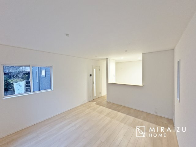 【寝室】 | 暮らしやすさを考えたプランで快適な現地ロケーションを実現。安らぎに満たされる、ゆとりのある日々を過ごせます♪