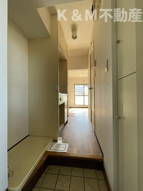 カーサディ北柏の玄関|落ち着いた玄関です
写真反転タイプ