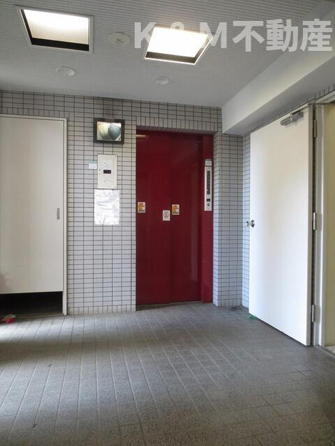 カーサディ北柏のロビー|ゆとりのあるロビーです
写真反転タイプ