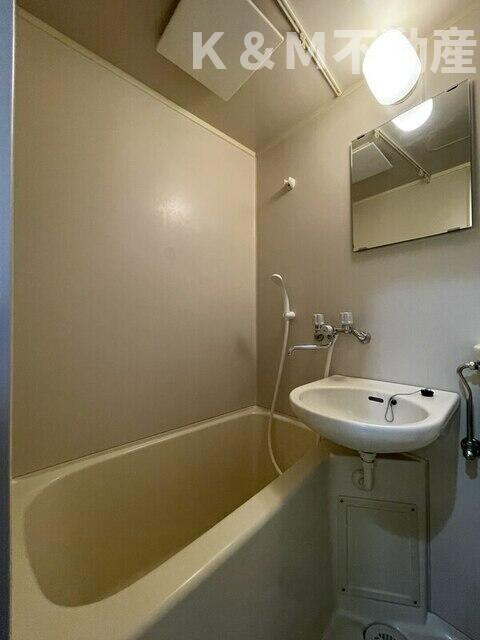 カーサディ北柏の浴室|ゆったり過ごせるお風呂です
写真反転タイプ