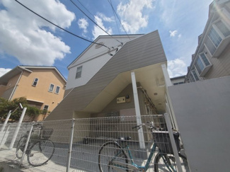 【エントランス】 | 清潔なエントランスです