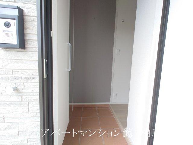 Ai-HightsⅡBの玄関|同施工会社、同型タイプです