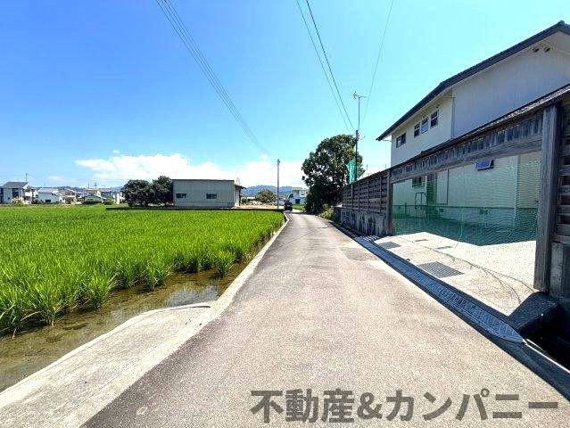 太山寺町のおトチ　松山市太山寺町売土地の前面道路含む現地写真|前面道路含む現地写真です