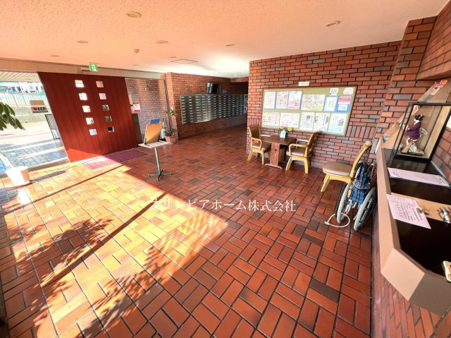 仲介手数料無料　ジュネシオン小名木　6階　新規リノベーションのエントランス