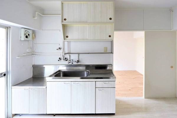 ビレッジハウス姪浜3号棟のキッチン|ビレッジハウスの同一物件・同一タイプの間取りの写真です