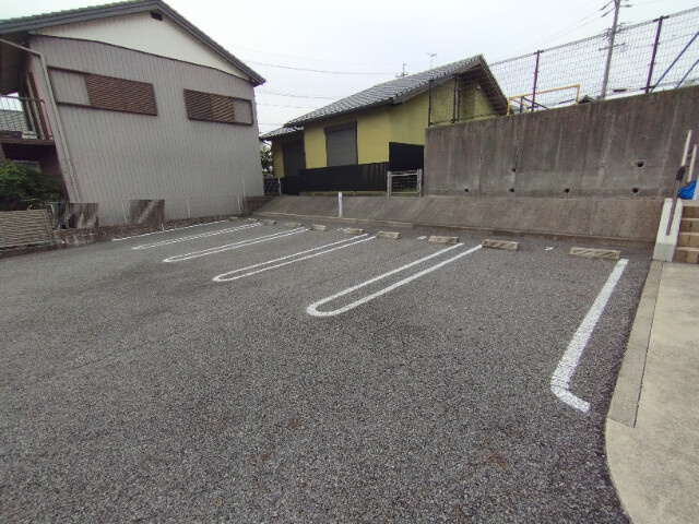 フォレスターパークの駐車場
