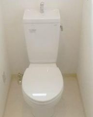 【トイレ】 | 目白台サンハイツ | ゆったりとした空間のトイレです