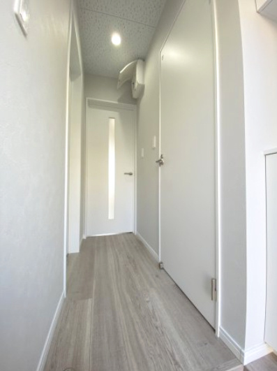 FareEstⅡ（ファーレエスト）の内装|明るい室内です