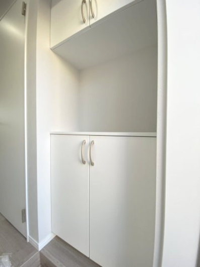 FareEstⅡ（ファーレエスト）の玄関