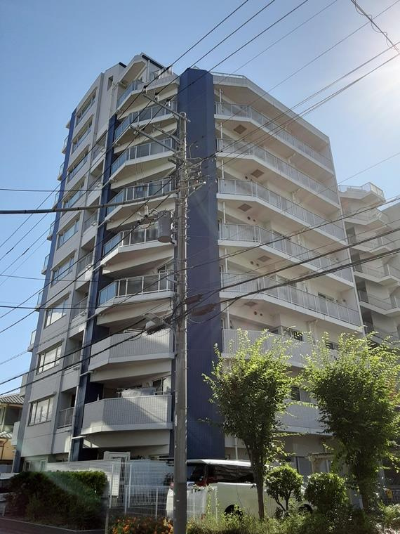 ルネサンス葛西デュアルフォートアクアフォートの外観