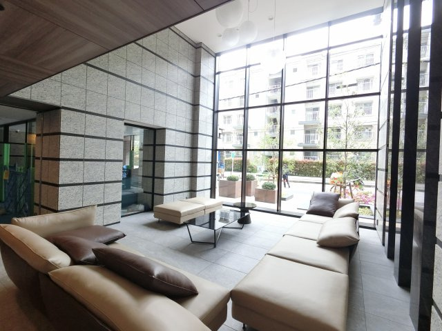 【ロビー】 | レーベン検見川浜グランバルディ