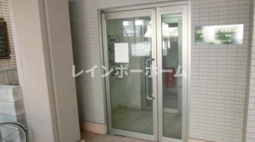 セントレージ市川のエントランス|ゆとりのあるエントランスです