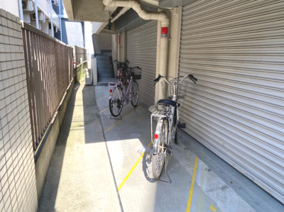 【エントランス】 | 岩井ハイツ