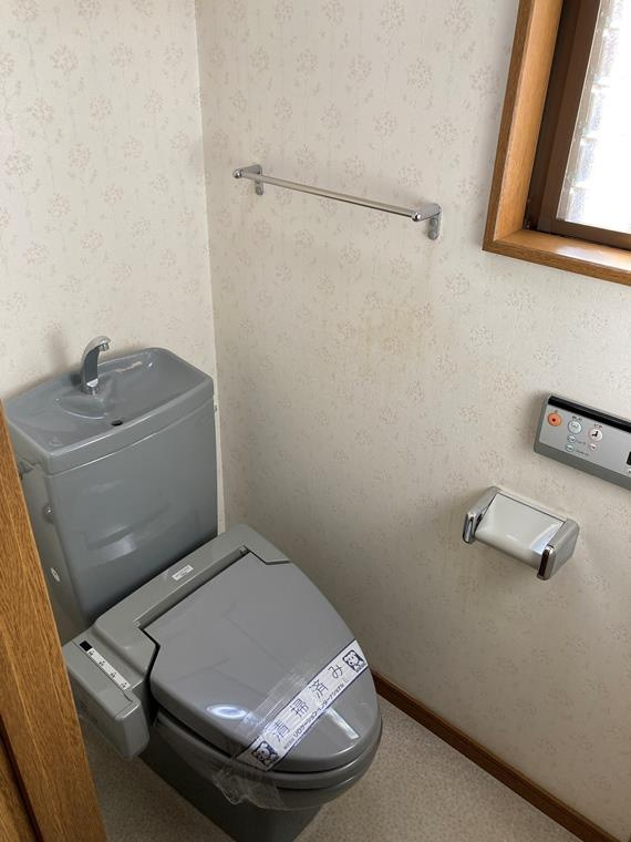 今宿南町戸建のトイレ