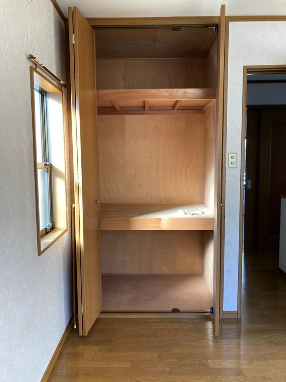 今宿南町戸建の収納