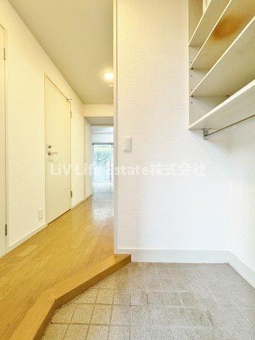 Ｔ－アプローズの玄関