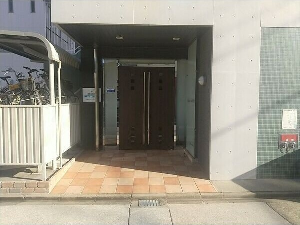 ミクニハイツのエントランス|清潔なエントランスです