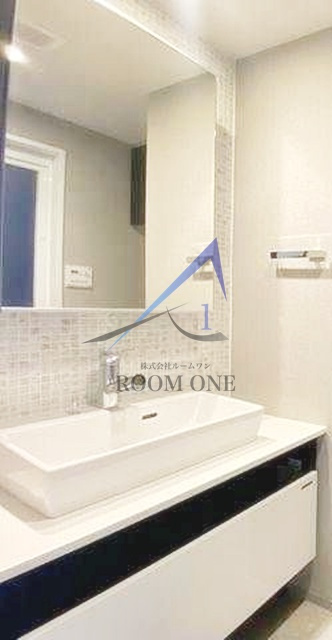 ライオンズミレス蔵前の洗面所|洗面台です。