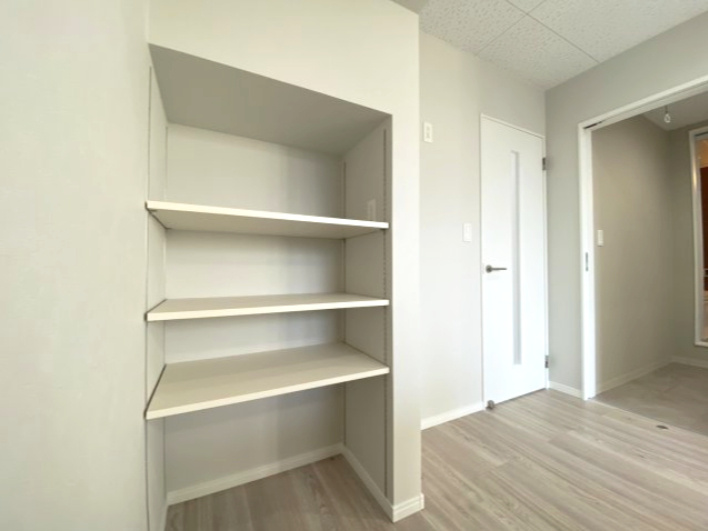 FareEstⅡ（ファーレエスト）の収納|キッチン後ろの収納です