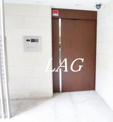 【エントランス】 | エレンシアK | エントランスです。