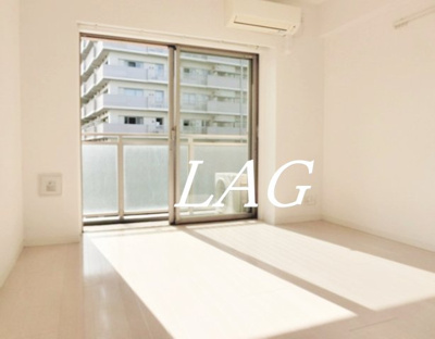 【居間・リビング】 | エレンシアK | 洋室です。